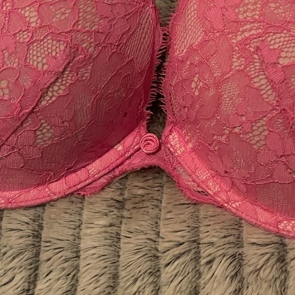 Victoria’s Secret Dream Angels Push-up Bra 34D - Picture 2 of 4